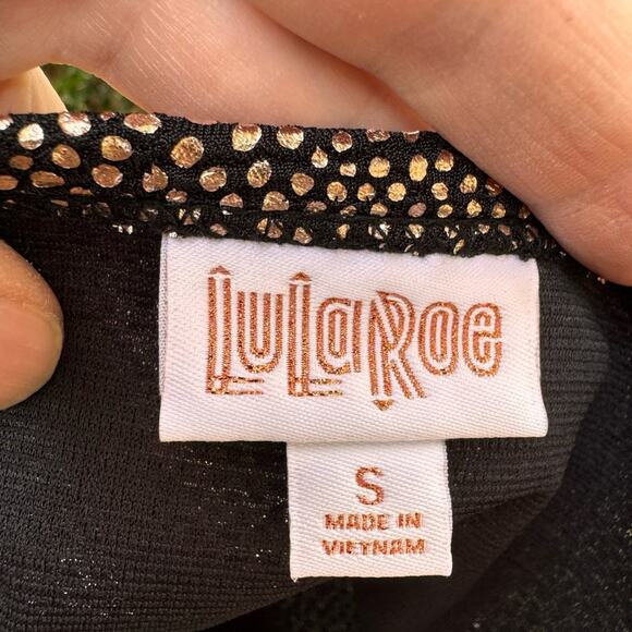 NWT Lularoe Gold Label Short Sleeve Black and Gold Polka Dots Gigi Top Size S - Picture 8 of 9